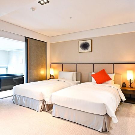 Yun Estate Hotel Tamsui Bagian luar foto