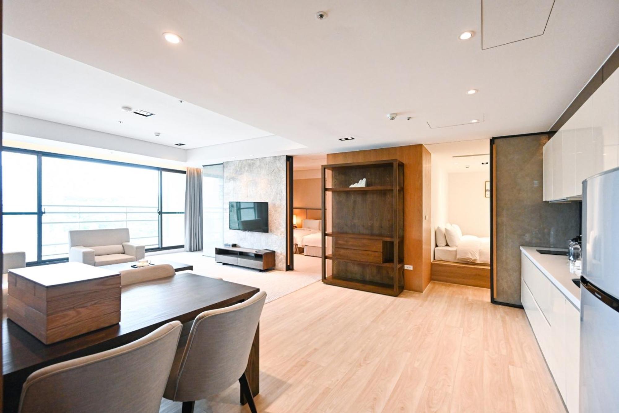 Yun Estate Hotel Tamsui Bagian luar foto